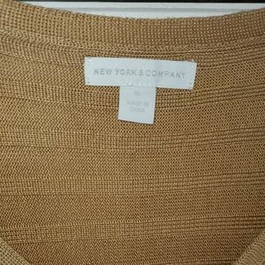 BRAND NEW WOMEN'S TOP XL